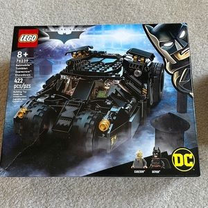 Lego Batmobile Tumbler: Scarecrow Showdown
